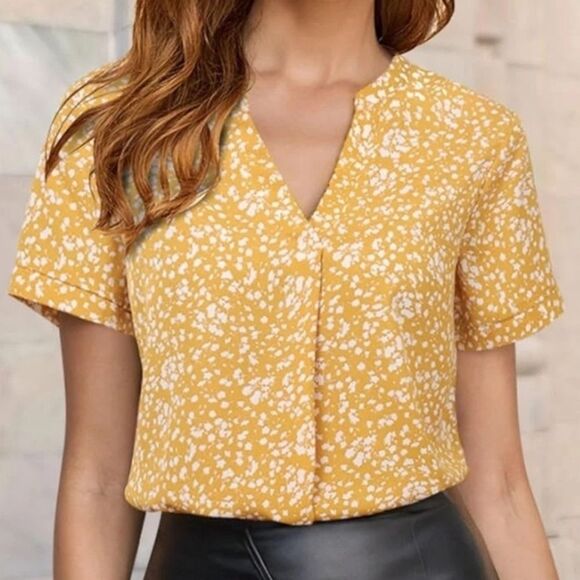 Timeson Women's V-Neck Short Sleeve Curved Hem Floral Chiffon Blouse - Picture 4 of 15